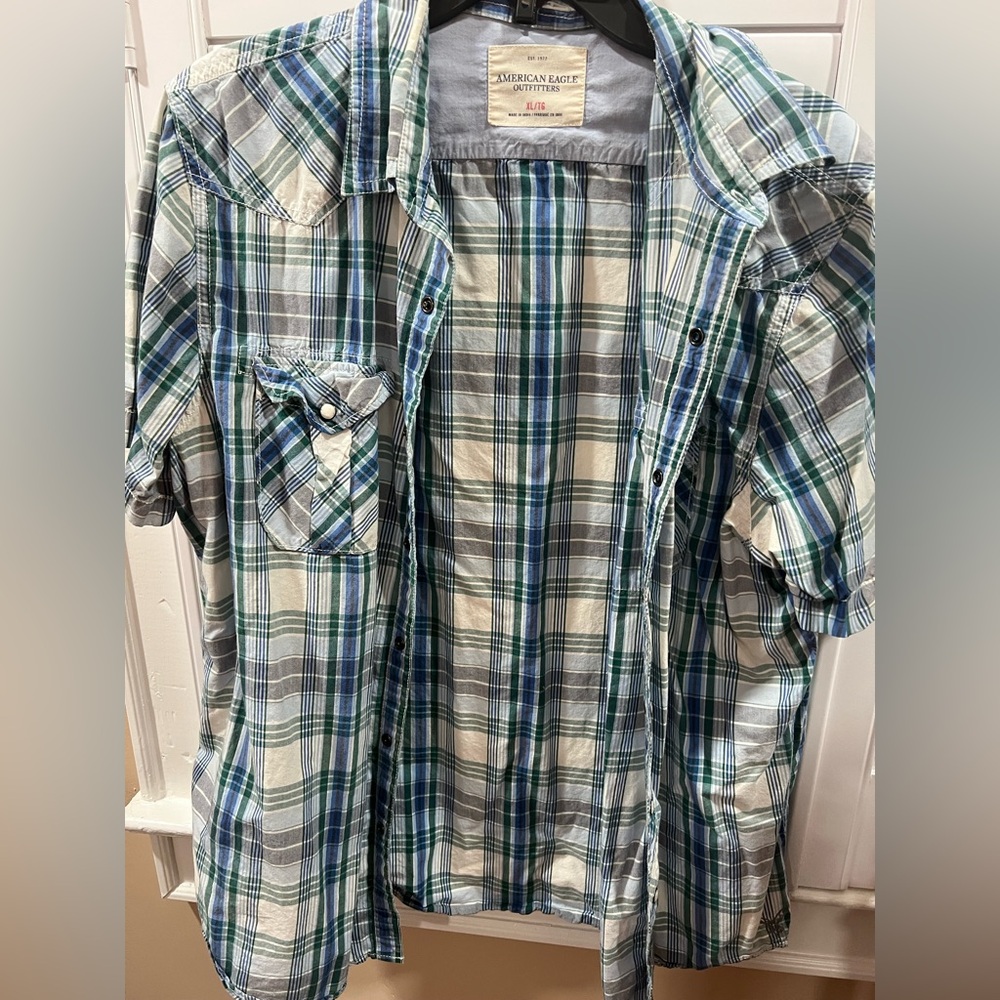 American Eagle Outfitters Blue and Green Casual Button Down Shirt
